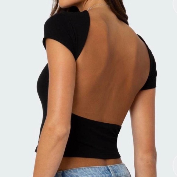 edikted backless cropped fitted baby tee - Picture 1 of 5